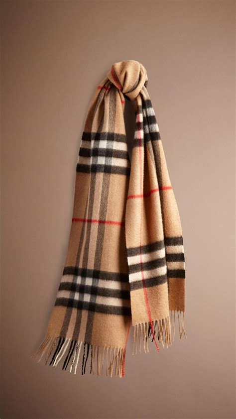 is the classic burberry scarf really the original look|where to buy Burberry scarf.